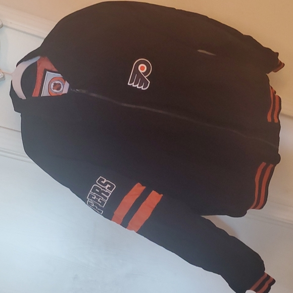 NHL Other - NHL OFFICIAL LICENSED VINTAGE PHILADELPHIA FLYERS 100% LEATHER/SUEDE JACKET